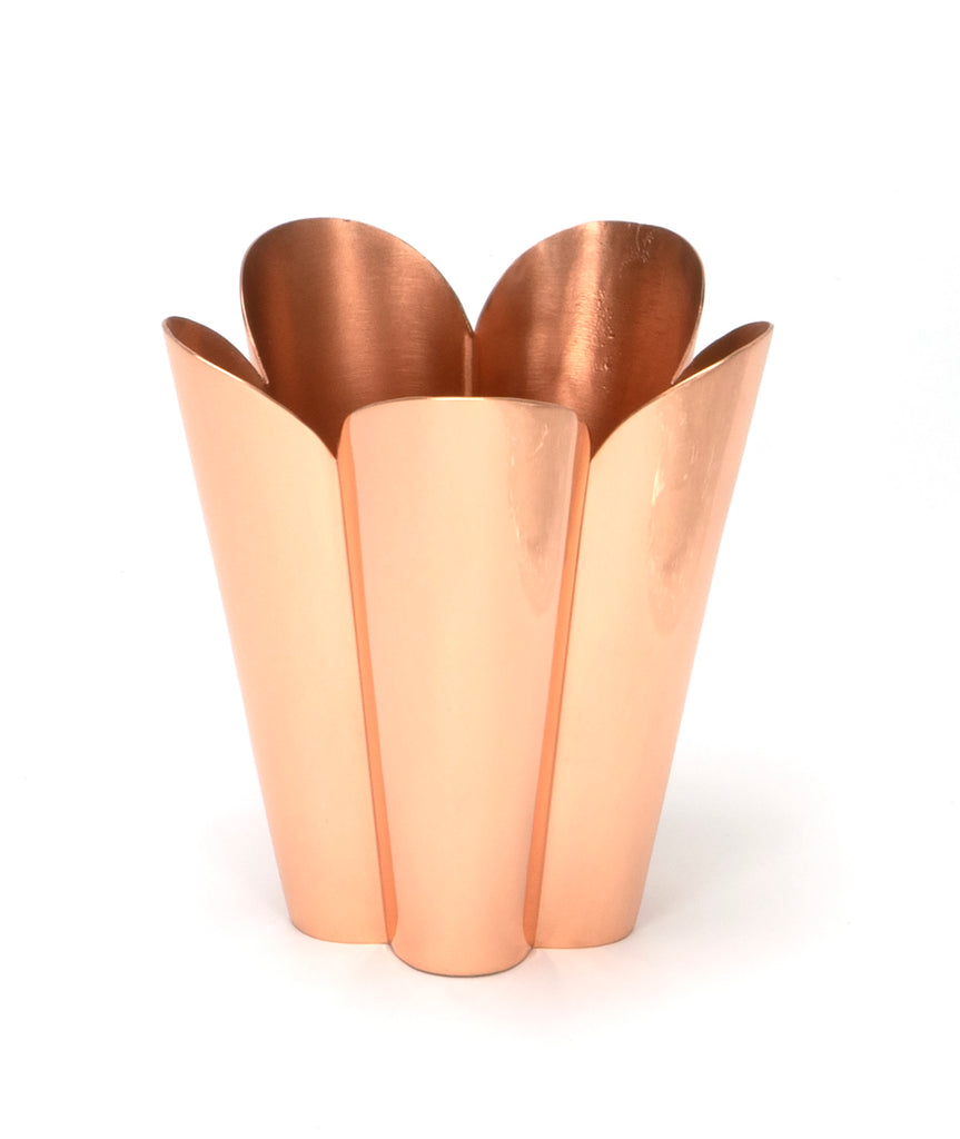 From The Anvil's Smooth Copper Flora Pot