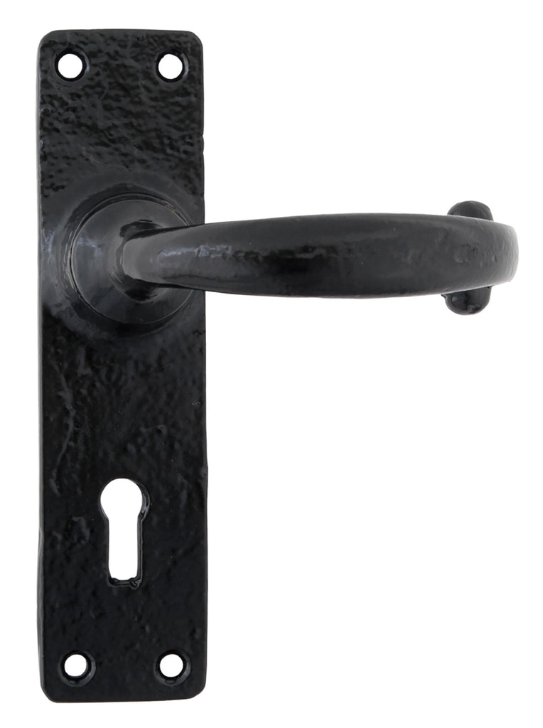 From The Anvil's Black Classic Lever Lock Set