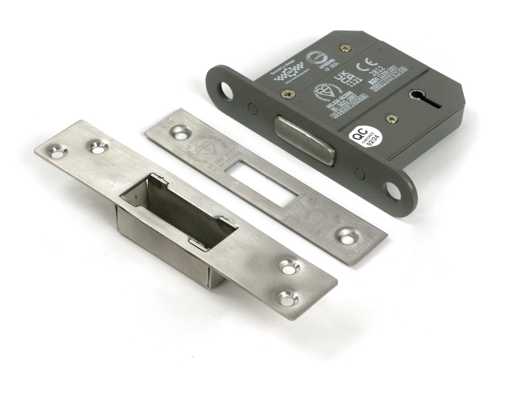 From The Anvil's Stainless Steel BS 5 Lever Deadlock KD